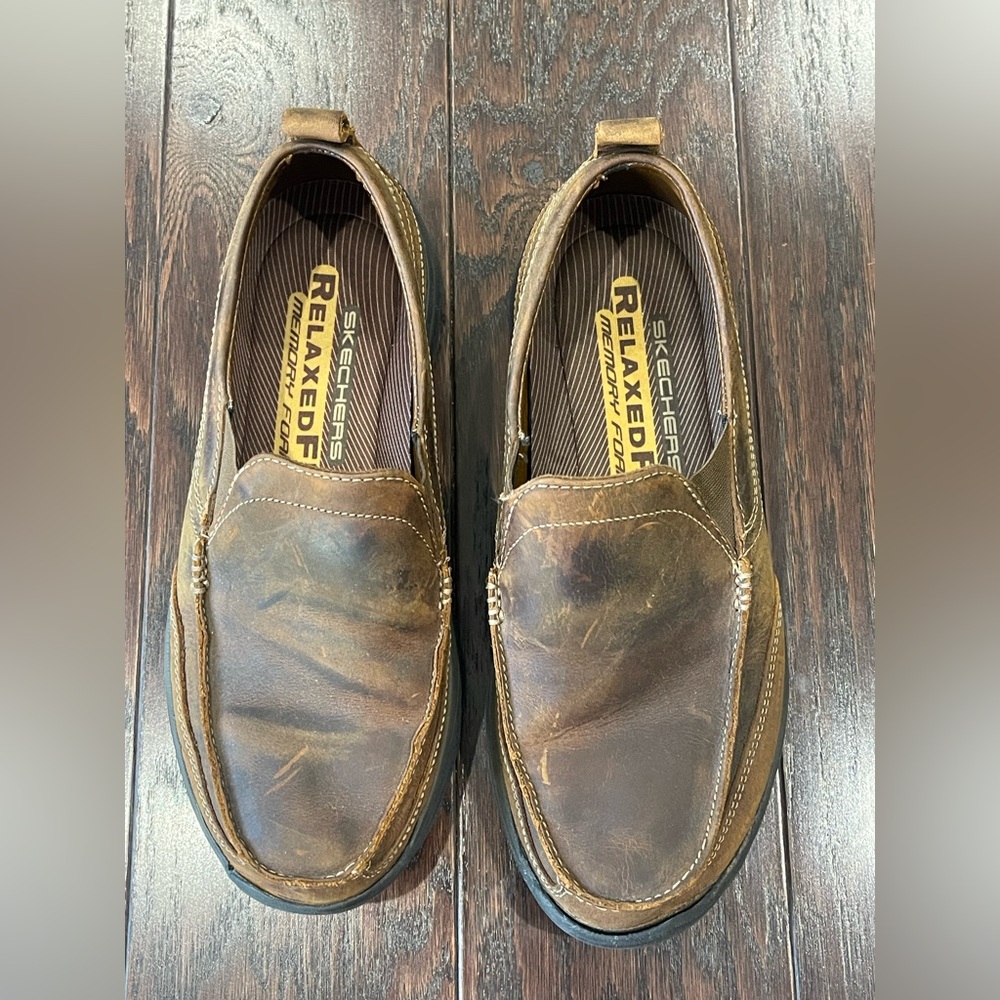 Skechers Superior Gains Slip On Loafer, Brown Men Size 9